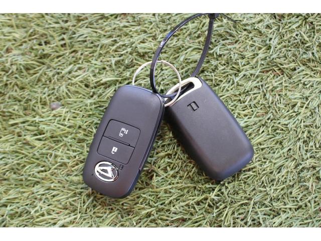 タントＸ認定中古車　ＣＶＴ　ディスプレイオーディオ　バックモニター　オートエアコン　ステアリングスイッチ　助手席側ピラーレス　キーフリーシステム　シートヒーター　ＬＥＤヘッドライト　両側パワースライドドア（香川県）の中古車