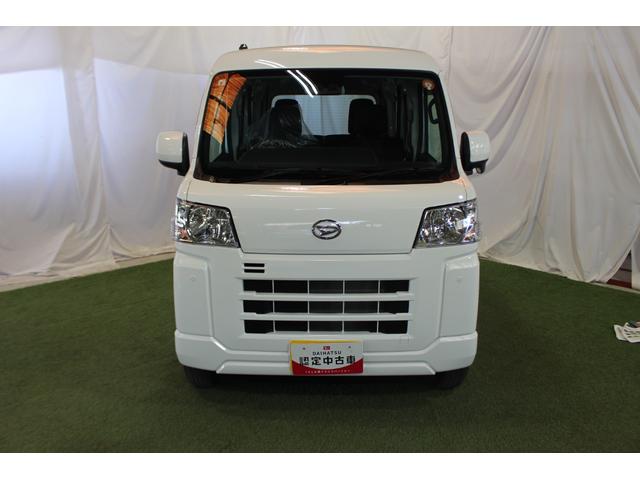 ハイゼットカーゴクルーズ認定中古車　ＣＶＴ　キーフリーシステム　マニュアルエアコン　オートライト　両側スライドドア　スマートアシスト　電動格納ミラー　ドアバイザー　ハロゲンヘッドライト　パワーウィンドウ　パネルシフト（香川県）の中古車