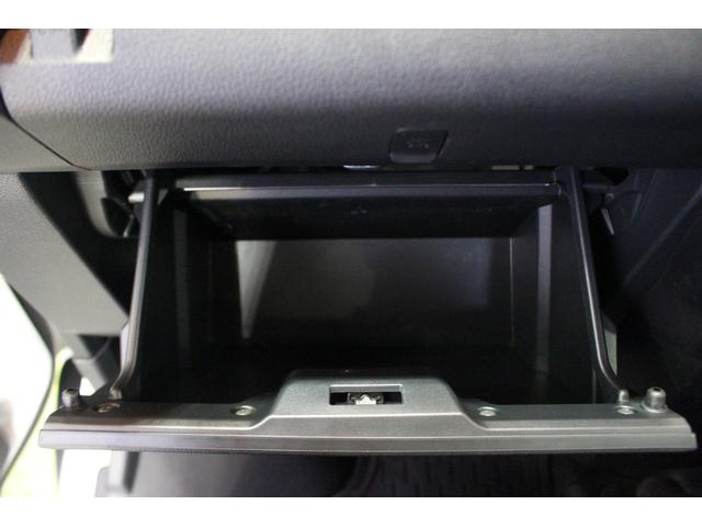 ハイゼットカーゴクルーズ認定中古車　ＣＶＴ　キーフリーシステム　マニュアルエアコン　オートライト　両側スライドドア　スマートアシスト　電動格納ミラー　ドアバイザー　ハロゲンヘッドライト　パワーウィンドウ　パネルシフト（香川県）の中古車