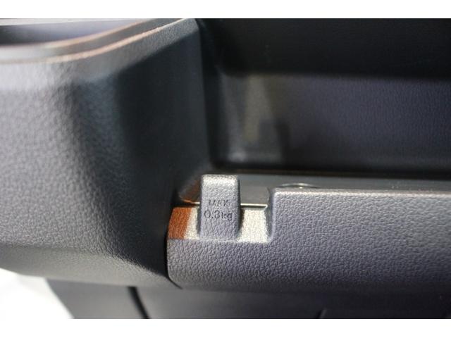 ハイゼットカーゴクルーズ認定中古車　ＣＶＴ　キーフリーシステム　マニュアルエアコン　オートライト　両側スライドドア　スマートアシスト　電動格納ミラー　ドアバイザー　ハロゲンヘッドライト　パワーウィンドウ　パネルシフト（香川県）の中古車