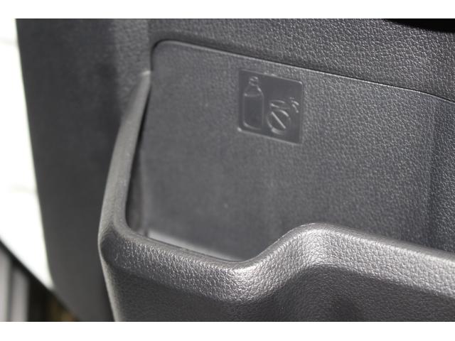 ハイゼットカーゴクルーズ認定中古車　ＣＶＴ　キーフリーシステム　マニュアルエアコン　オートライト　両側スライドドア　スマートアシスト　電動格納ミラー　ドアバイザー　ハロゲンヘッドライト　パワーウィンドウ　パネルシフト（香川県）の中古車
