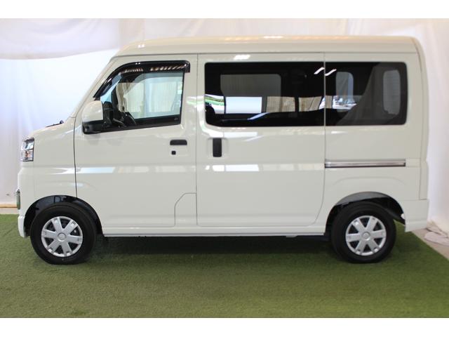 ハイゼットカーゴクルーズターボ認定中古車　ＣＶＴ　４ＷＤ　ＣＤラジオ　キーフリーシステム　オートライト　ＬＥＤヘッドライト　マニュアルエアコン　セキュリティーアラーム　電動格納ミラー　ドアバイザー　パワーウインドウ（香川県）の中古車
