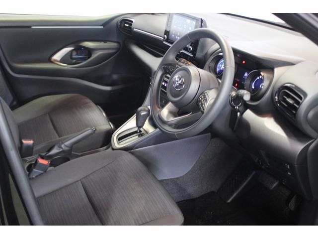 ヤリスハイブリッドＺ認定中古車　ＣＶＴ　ナビ　バックモニター　ドライブレコーダー　ＥＴＣ　キーフリーシステム　シートヒーター　オートエアコン　ステアリングスイッチ　ＬＥＤヘッドライト　オートライト　電動格納ミラー（香川県）の中古車