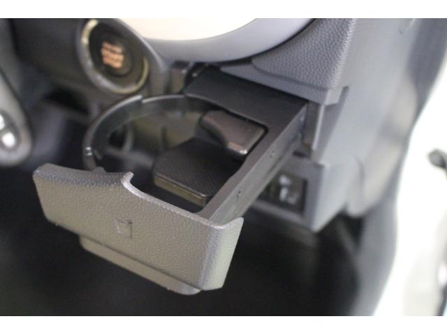アルトラパンＸ認定中古車　ＣＶＴ　ＣＤラジオ　キーフリーシステム　マニュアルエアコン　ターンシグナル付き電動格納ミラー　ハロゲンヘッドライト　ドアバイザー　盗難防止アラーム　パワーウインドウ　パワーステアリング（香川県）の中古車