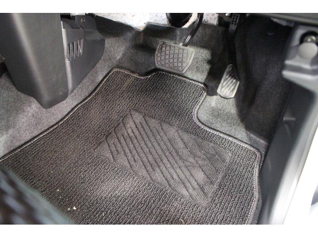 タントカスタムＲＳ認定中古車　ＣＶＴ　ナビ　パノラマカメラ　キーフリーシステム　ステアリングスイッチ　両側パワースライドドア　オートエアコン　オートライト　スマートアシスト　電動格納ミラー　ＬＥＤヘッドライト（香川県）の中古車