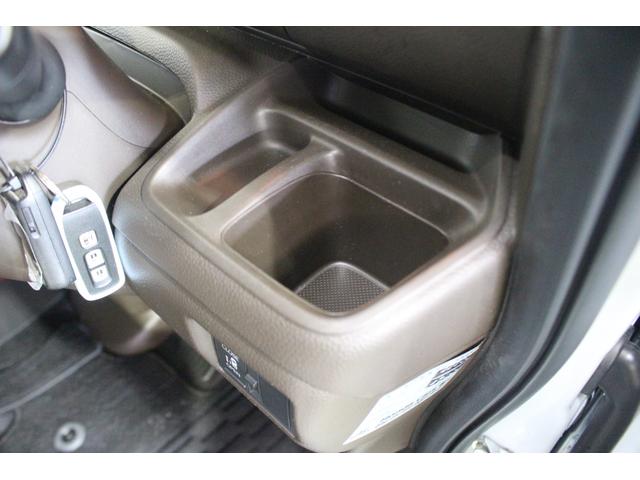 Ｎ−ＢＯＸＬ・スロープ認定中古車　ＣＶＴ　福祉車両　ナビ　バックカメラ　　ドライブレコーダー　キーフリーシステム　ステアリングスイッチ　オートエアコン　オートライト　ＬＥＤヘッドライト　衝突回避サポート　電動格納ミラー（香川県）の中古車