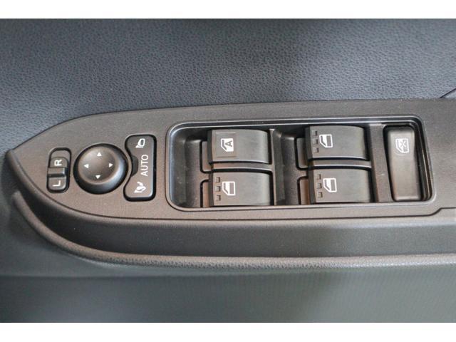タントカスタムＲＳ認定中古車　ＣＶＴ　ディスプレイオーディオ　バックカメラ　ステアリングスイッチ　シートヒーター　助手席ピラーレス　アルミホイール　ラゲージボックス　サンシェード　キーフリーシステム　オートエアコン（香川県）の中古車