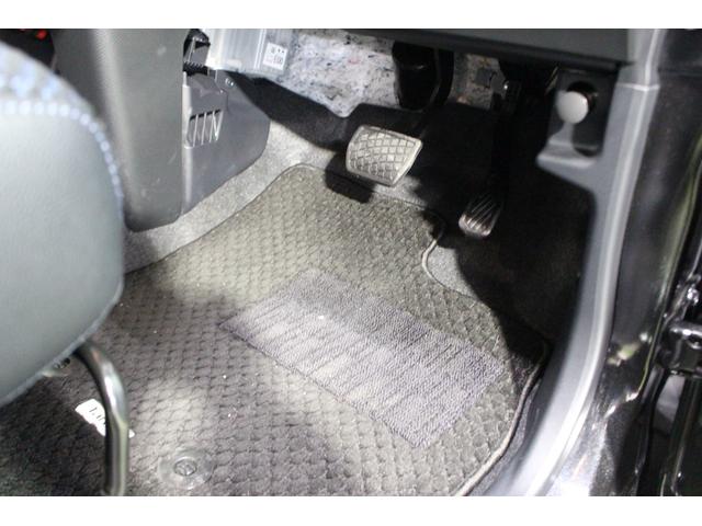 タントカスタムＸ認定中古車　ＣＶＴ　９インチディスプレイオーディオ　バックカメラ　キーフリーシステム　シートヒーター　ステアリングスイッチ　両側パワースライドドア　助手席側ピラーレス　ＬＥＤヘッドライト（香川県）の中古車