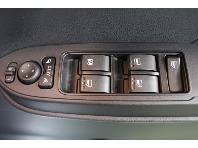 タントカスタムＲＳ認定中古車　ＣＶＴ　９インチディスプレイオーディオ　バックカメラ　キーフリーシステム　シートヒーター　両側パワースライドドア　助手席側ピラーレス　オートライト　ＬＥＤヘッドライト　オートエアコン（香川県）の中古車