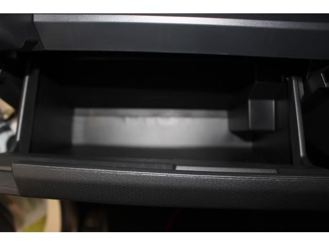 タントカスタムＲＳ認定中古車　ＣＶＴ　９インチディスプレイオーディオ　バックカメラ　キーフリーシステム　シートヒーター　両側パワースライドドア　助手席側ピラーレス　オートライト　ＬＥＤヘッドライト　オートエアコン（香川県）の中古車