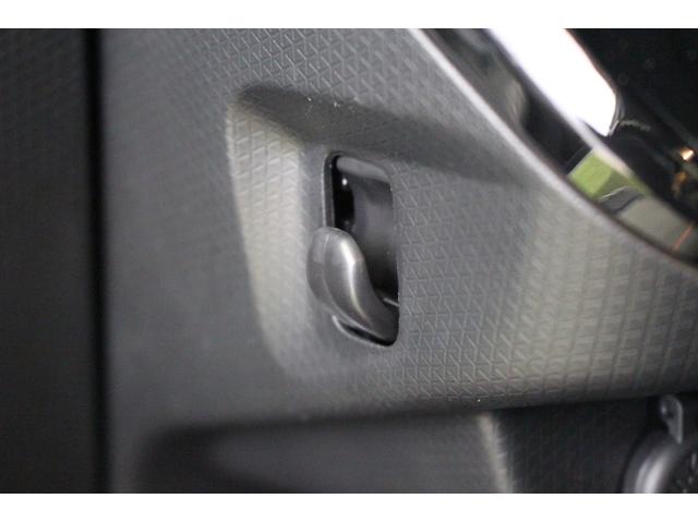 タントカスタムＲＳ認定中古車　ＣＶＴ　９インチディスプレイオーディオ　バックカメラ　キーフリーシステム　シートヒーター　両側パワースライドドア　助手席側ピラーレス　オートライト　ＬＥＤヘッドライト　オートエアコン（香川県）の中古車