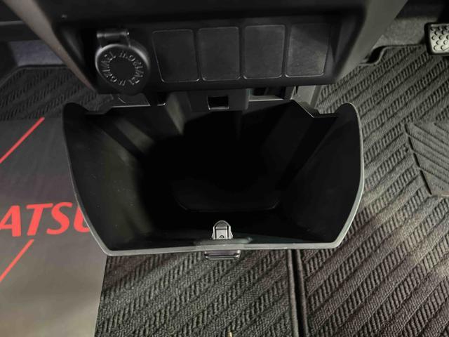 トールカスタムG認定中古車 CVT キーフリーシステム バックカメラ ステアリングスイッチ オートエアコン オートライト LEDヘッドライト 両側パワースライドドア スマートアシスト 電動格納ミラー(香川県)の中古車