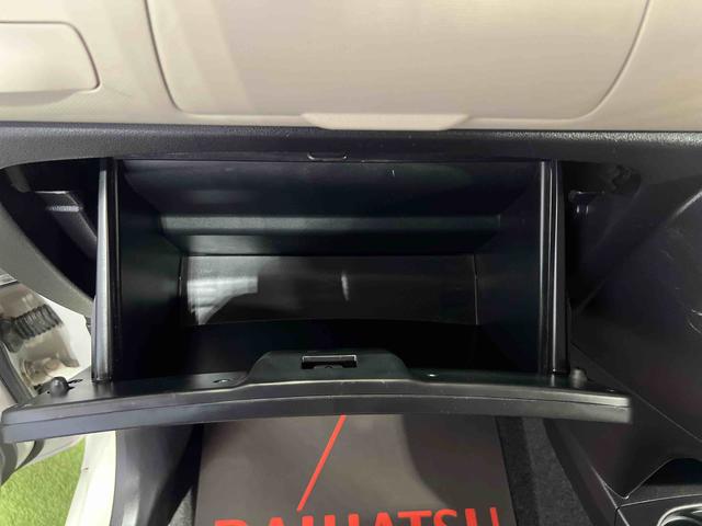 ミラココアココアＸ認定中古車　ＣＶＴ　ナビ　ＥＴＣ　キーフリーシステム　オートエアコン（香川県）の中古車