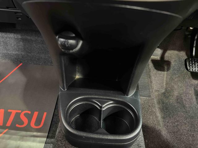 ミラココアココアＸ認定中古車　ＣＶＴ　ナビ　ＥＴＣ　キーフリーシステム　オートエアコン（香川県）の中古車