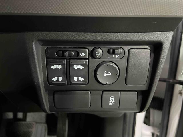 フリードハイブリッドジャストセレクション認定中古車　ＣＶＴ　ナビ　バックカメラ　　ＥＴＣ　キーフリーシステム　オートエアコン　ステアリングスイッチ　両側パワースライドドア（香川県）の中古車