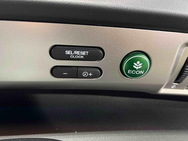 フリードハイブリッドジャストセレクション認定中古車　ＣＶＴ　ナビ　バックカメラ　　ＥＴＣ　キーフリーシステム　オートエアコン　ステアリングスイッチ　両側パワースライドドア（香川県）の中古車