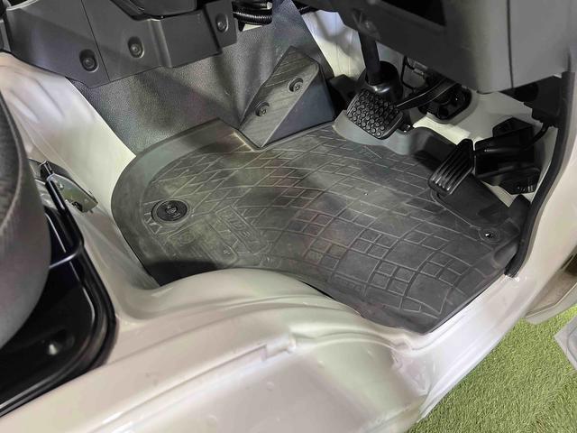 ハイゼットトラックスタンダード エアコン・パワステレス認定中古車 AT CDラジオ マニュアルエアコン ハロゲンヘッドライト ドアバイザー(香川県)の中古車