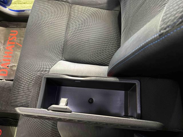 ムーヴカスタム　ＲＳ　ハイパーＳＡIIナビ　バックカメラ　ＥＴＣ　ステアリングスイッチ　キーフリーシステム　オートエアコン　認定中古車　ＣＶＴ　６６０（香川県）の中古車