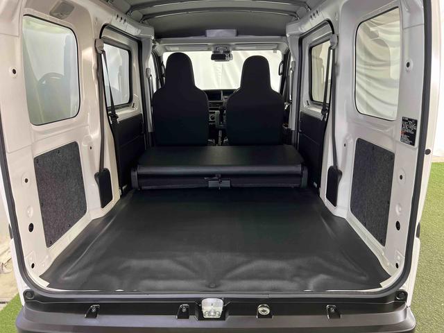 ハイゼットカーゴＤＸオートライト　キーレスエントリー　スマートアシスト　アイドリングストップ　マニュアルエアコン　認定中古車　ＣＶＴ　６６０（香川県）の中古車