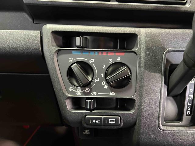 ハイゼットカーゴＤＸオートライト　キーレスエントリー　スマートアシスト　アイドリングストップ　マニュアルエアコン　認定中古車　ＣＶＴ　６６０（香川県）の中古車