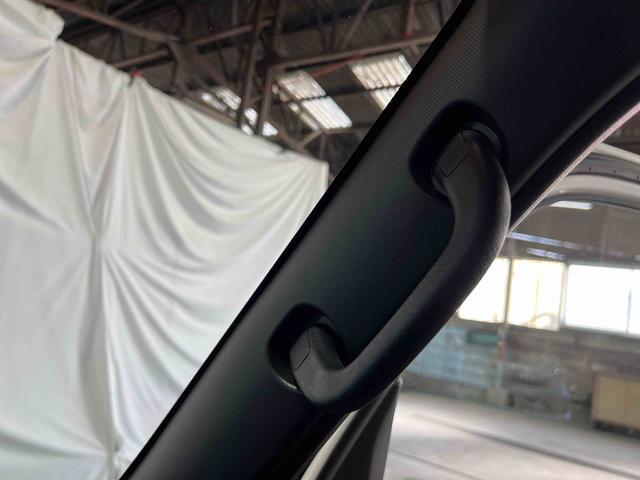 ハイゼットカーゴＤＸオートライト　キーレスエントリー　スマートアシスト　アイドリングストップ　マニュアルエアコン　認定中古車　ＣＶＴ　６６０（香川県）の中古車