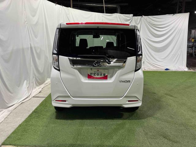 トールカスタムＧ純正ナビ　バックカメラ　キーフリーシステム　ステアリングスイッチ　電動格納ミラー　オートエアコン　両側パワースライドドア　認定中古車　ＣＶＴ　６６０（香川県）の中古車