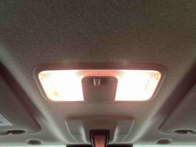 トールカスタムＧ純正ナビ　バックカメラ　キーフリーシステム　ステアリングスイッチ　電動格納ミラー　オートエアコン　両側パワースライドドア　認定中古車　ＣＶＴ　６６０（香川県）の中古車