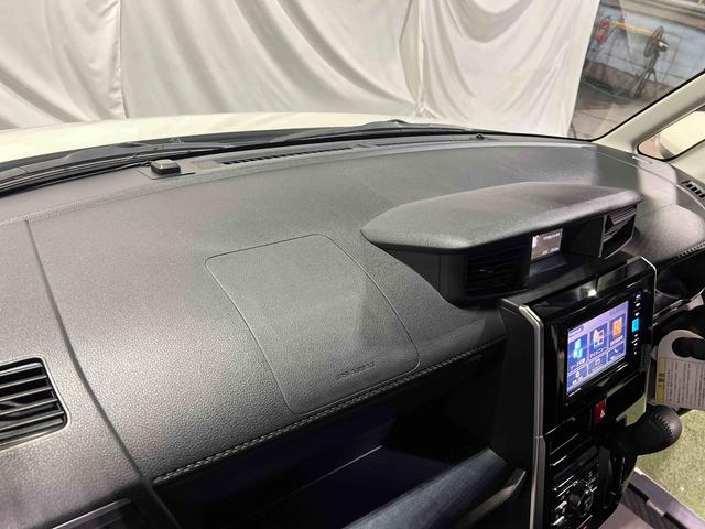 トールカスタムＧ純正ナビ　バックカメラ　キーフリーシステム　ステアリングスイッチ　電動格納ミラー　オートエアコン　両側パワースライドドア　認定中古車　ＣＶＴ　６６０（香川県）の中古車