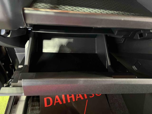 タフトＧ　ダーククロムベンチャー９インチディスプレイオーディオ　ＴＶ　バックカメラ　シートヒーター　キーフリーシステム　オートエアコン　電動格納ミラー　認定中古車　ＣＶＴ　６６０（香川県）の中古車