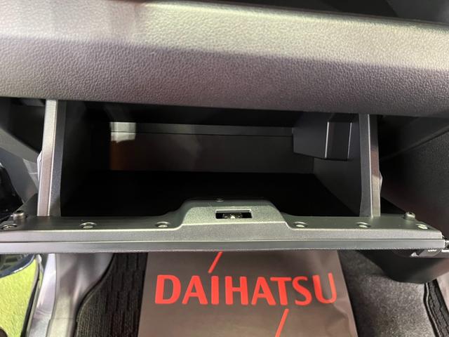 ムーヴＲＳ純正ナビ　ＴＶ　ドライブレコーダー　バックカメラ　ステアリングスイッチ　両側パワースライドドア　電動格納ミラー　オートエアコン　認定中古車　ＣＶＴ　６６０（香川県）の中古車