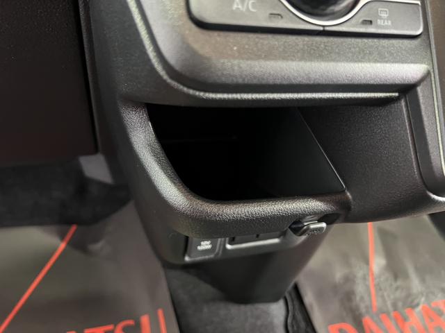 ムーヴＲＳ純正ナビ　ＴＶ　ドライブレコーダー　バックカメラ　ステアリングスイッチ　両側パワースライドドア　電動格納ミラー　オートエアコン　認定中古車　ＣＶＴ　６６０（香川県）の中古車