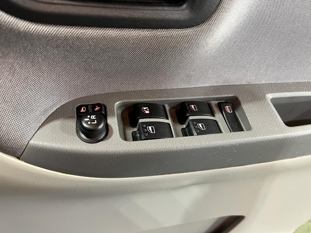 ピクシスジョイＦ　Ｘ　ＳＡIIIナビ　バックカメラ　ＥＴＣ　ステアリングスイッチ　キーフリーシステム　オートエアコン　電動格納ミラー　取扱説明書　認定中古車　ＣＶＴ　６６０（香川県）の中古車