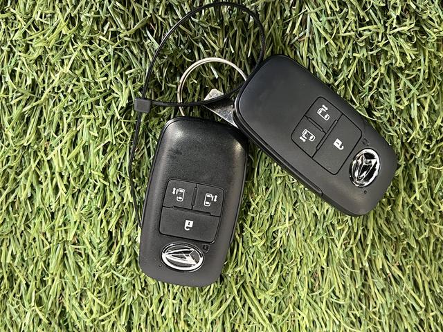 タントカスタムＸディスプレイオーディオ　バックカメラ　シートヒーター　ステアリングスイッチ　キーフリーシステム　オートエアコン　認定中古車　ＣＶＴ　６６０（香川県）の中古車