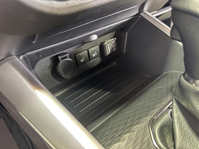 ロッキープレミアムG HEVディスプレイオーディオ バックカメラ シートヒーター キーフリー オートエアコン 認定中古車 CVT 1200(香川県)の中古車