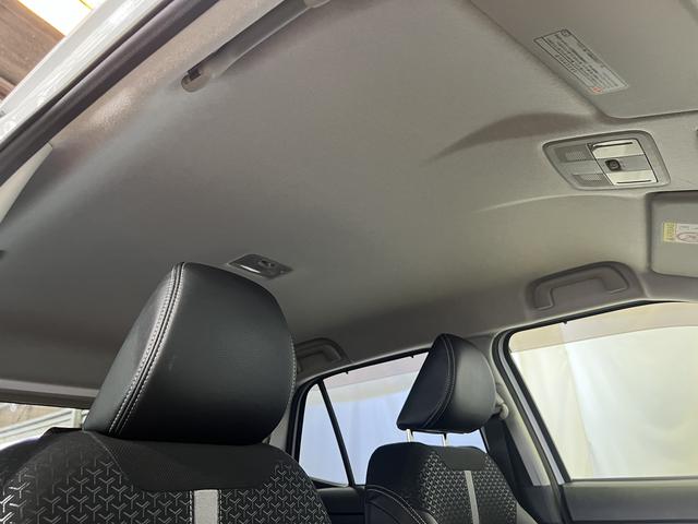 ロッキープレミアムG HEVディスプレイオーディオ バックカメラ シートヒーター キーフリー オートエアコン 認定中古車 CVT 1200(香川県)の中古車