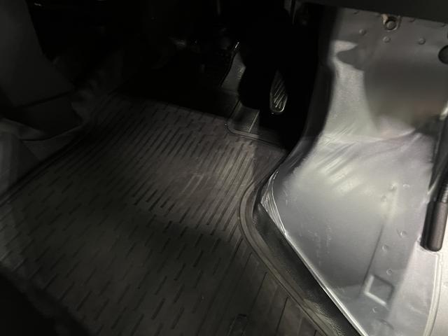 ハイゼットカーゴＤＸラジオ　キーレス　エアコン　取扱説明書　保証書　認定中古車　ＣＶＴ　６６０（香川県）の中古車