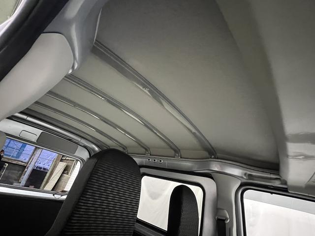 ハイゼットカーゴＤＸラジオ　キーレス　エアコン　取扱説明書　保証書　認定中古車　ＣＶＴ　６６０（香川県）の中古車