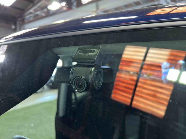 トールカスタムＧナビ　パノラマカメラ　ドラレコ　ＥＴＣ　ステアリングスイッチ　キーフリー　オートエアコン　サンシェード　両側パワースライドドア　認定中古車　ＣＶＴ　６６０（香川県）の中古車