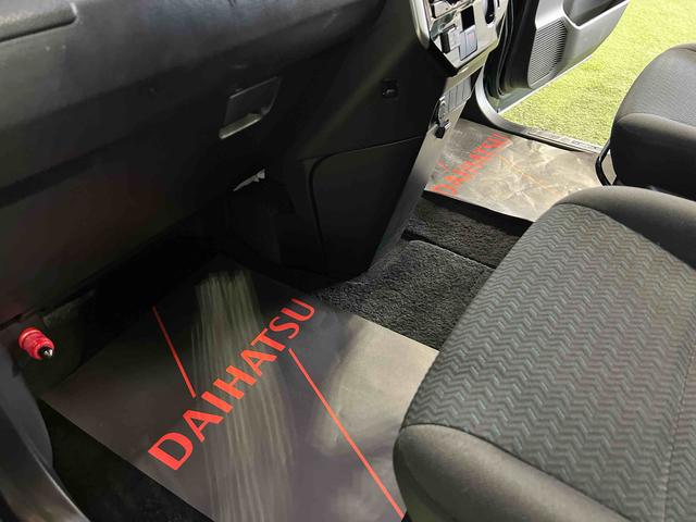 トールカスタムＧナビ　パノラマカメラ　ドラレコ　ＥＴＣ　ステアリングスイッチ　キーフリー　オートエアコン　サンシェード　両側パワースライドドア　認定中古車　ＣＶＴ　６６０（香川県）の中古車