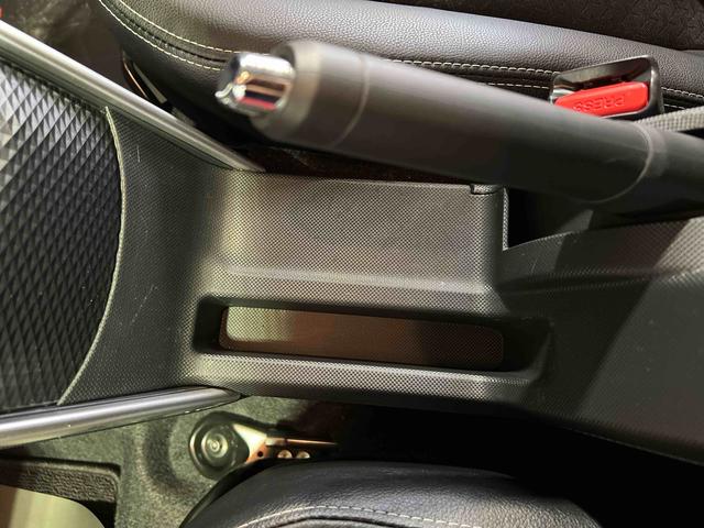 ロッキープレミアムナビ　バックカメラ　ドラレコ　シートヒーター　ステアリングスイッチ　オートエアコン　キーフリー　認定中古車　１０００（香川県）の中古車