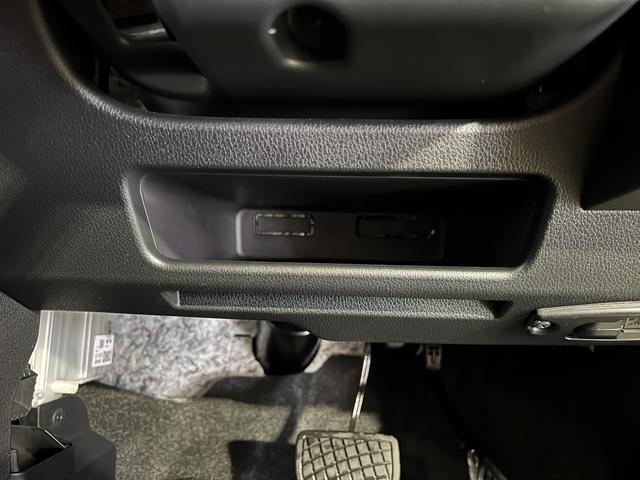 ムーヴＧナビ　バックカメラ　ドラレコ　ステアリングスイッチ　オートエアコン　キーフリー　パワースライドドア　認定中古車　ＣＶＴ　６６０（香川県）の中古車