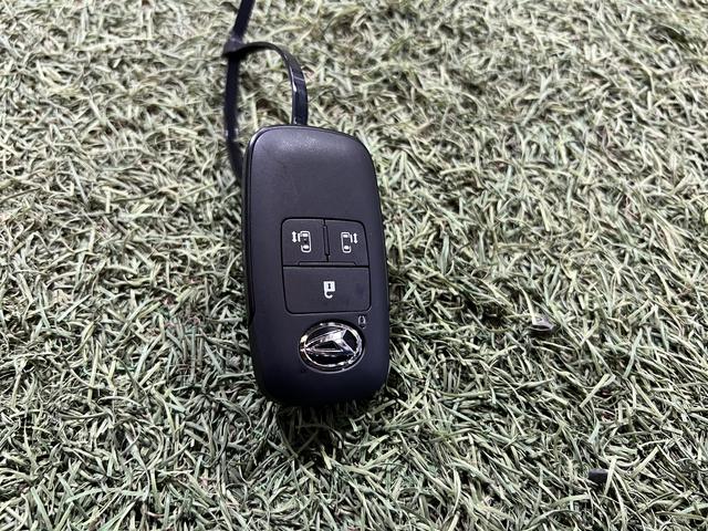 タントカスタムRSバックカメラ シートヒーター キーフリー 助手席ピラーレス ステアリングスイッチ サンシェード シートテーブル オートライト 認定中古車 CVT 660(香川県)の中古車