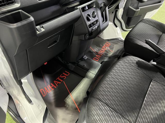 ハイゼットカーゴＤＸキーレス　オートライト　スマアシ　認定中古車　ＣＶＴ　６６０（香川県）の中古車