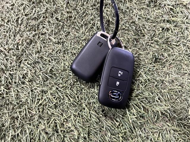 タントＸ９インチディスプレイオーディオ　バックカメラ　キーフリー　ステアリングスイッチ　サンシェード　シートヒーター　シートテーブル　パワースライドドア　ピラーレス　認定中古車　ＣＶＴ　６６０（香川県）の中古車