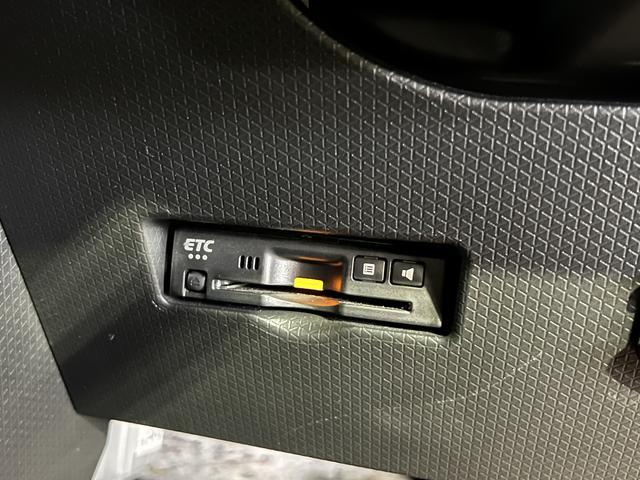 タントカスタムＲＳ４ＷＤ　純正ナビ　ドラレコ　ＥＴＣ　バックカメラ　ＴＶ　ラジオ　クルコン　両側パワースライドドア　ピラーレス　ステアリングスイッチ　サンシェード　シートテーブル　認定中古車　ＣＶＴ　６６０（香川県）の中古車
