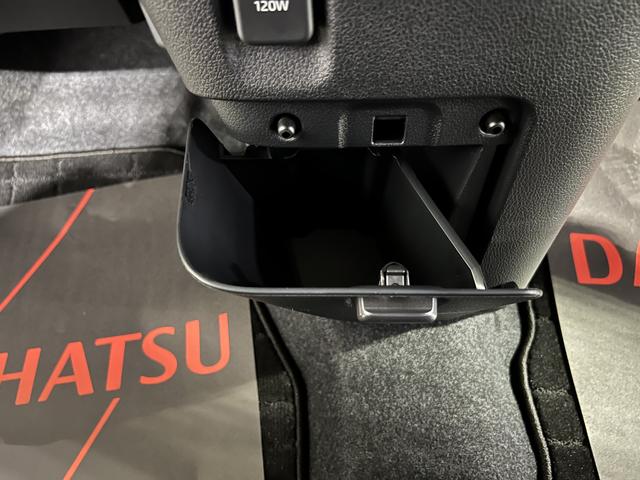 ムーヴキャンバスストライプスＧターボ純正ナビ　ＴＶ　バックカメラ　キーフリー　ステアリングスイッチ　クルコン　シートヒーター　ホッとカップホルダー　両側パワースライドドア　認定中古車　ＣＶＴ　６６０（香川県）の中古車