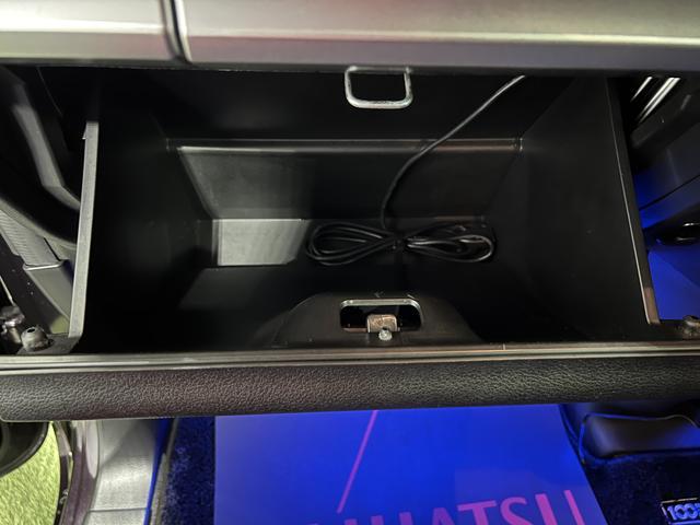 スペーシアカスタムハイブリッドＧＳナビ　ＴＶ　Ｂｌｕｅｔｏｏｔｈ　ドラレコ　ＥＴＣ　ステアリングスイッチ　キーフリー　サンシェード　シートヒーター　認定中古車　ＣＶＴ　６６０（香川県）の中古車