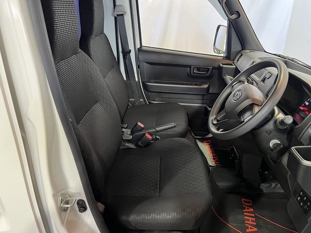 ハイゼットカーゴＤＸキーレス　オートライト　スマアシ　両側スライドドア　認定中古車　ＣＶＴ　６６０（香川県）の中古車