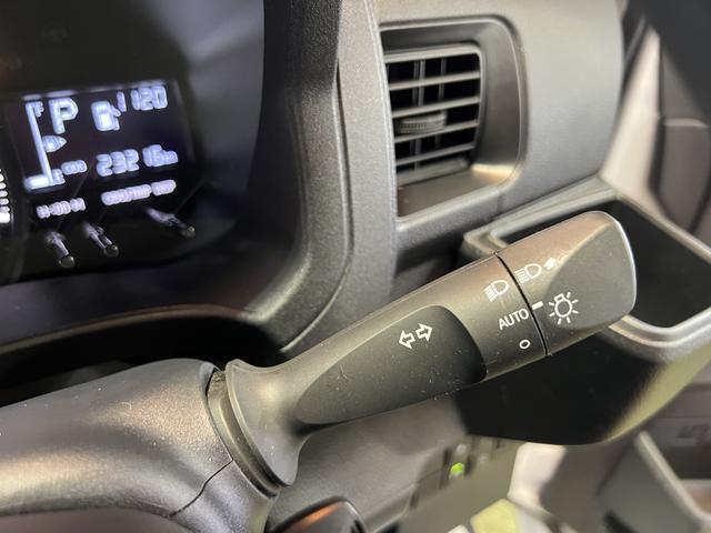 ハイゼットカーゴＤＸキーレス　オートライト　スマアシ　両側スライドドア　認定中古車　ＣＶＴ　６６０（香川県）の中古車