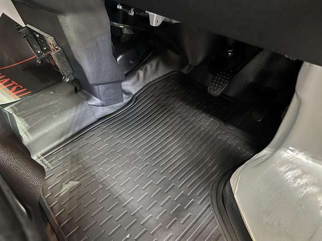 ハイゼットカーゴＤＸキーレス　オートライト　スマアシ　両側スライドドア　認定中古車　ＣＶＴ　６６０（香川県）の中古車